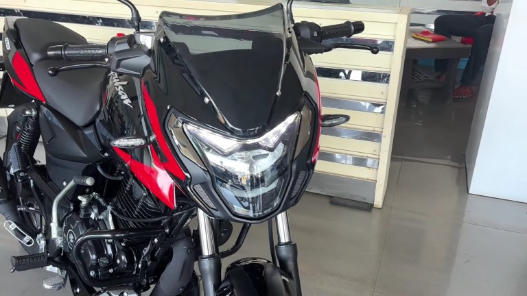 Bajaj Pulsar 125 LED Headlamp