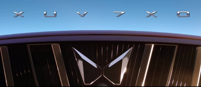 Mahindra XUV 7XO