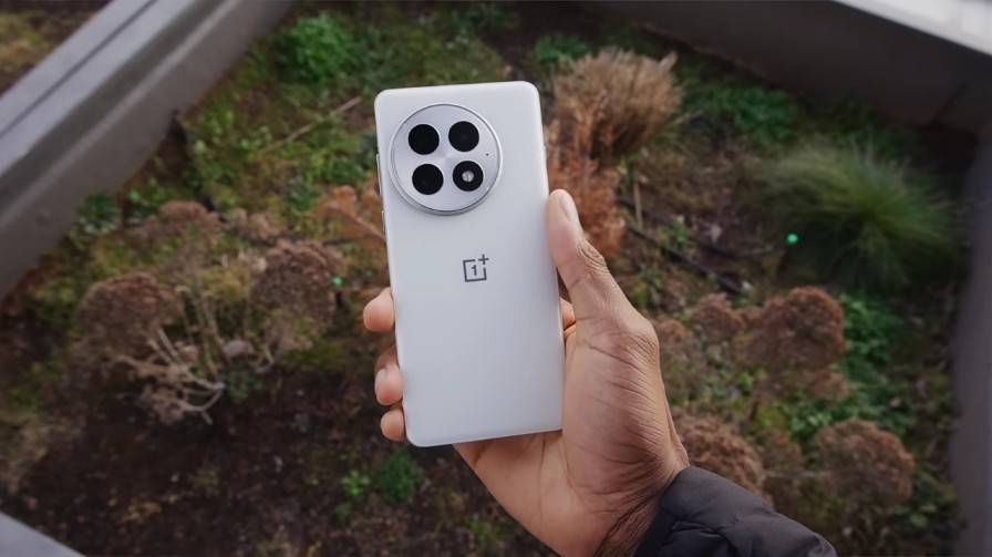 OnePlus 13 Freedom Sale