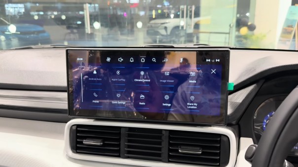 Tata Punch Facelift Starch Screen Display