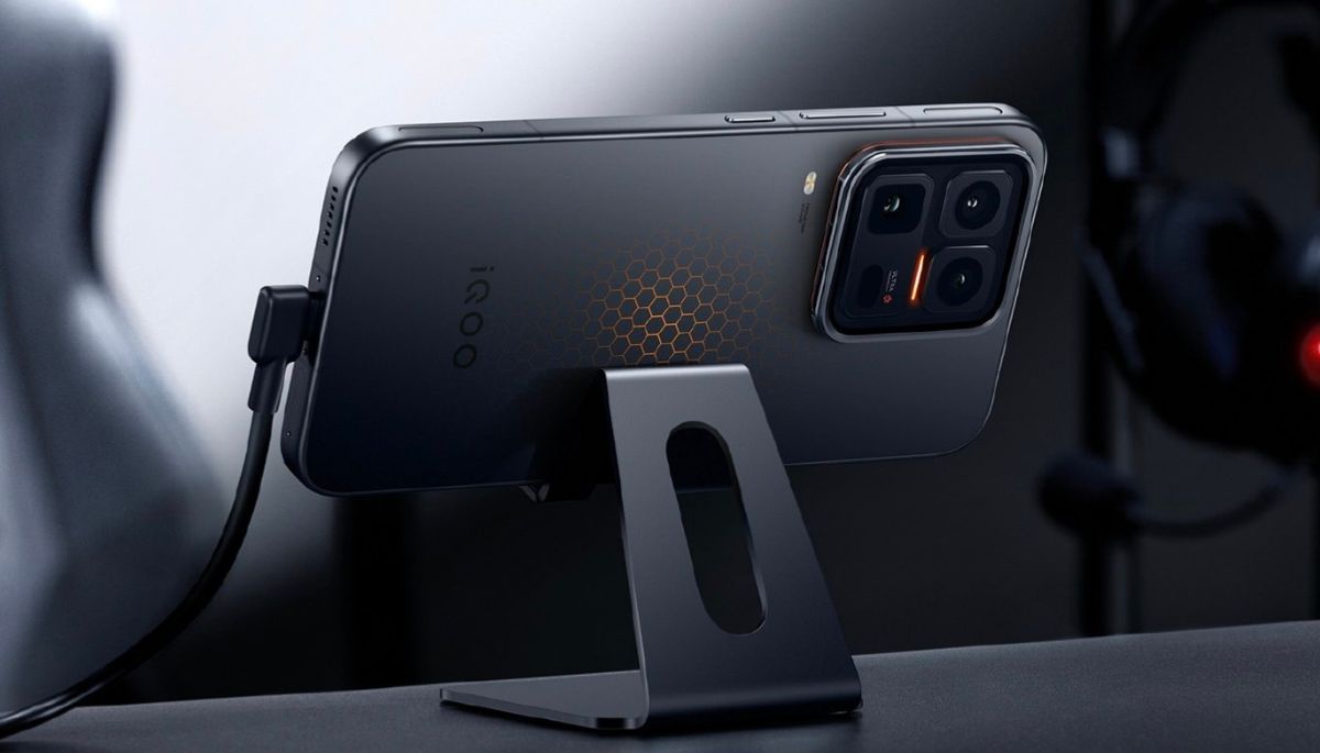 iQOO 15 Ultra Launched China